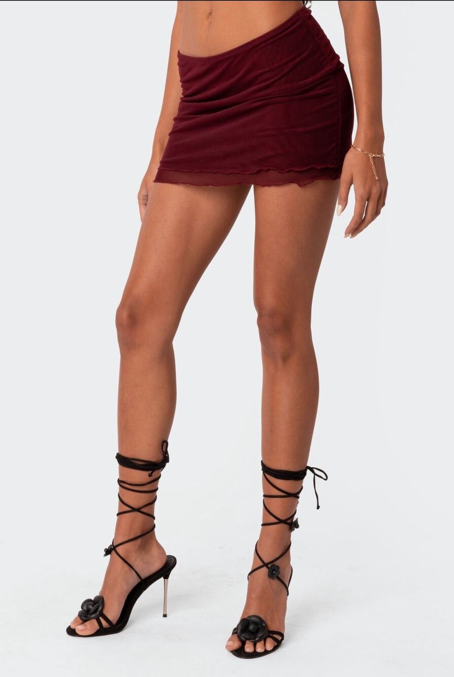 Edikted Ariyah Burgundy Mesh Mini Skirt – Size Small